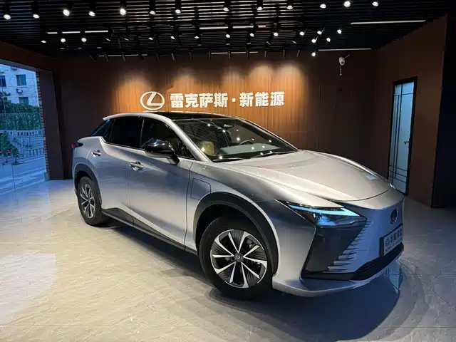 Lexus RZ 2023 450e 4WD Deluxe