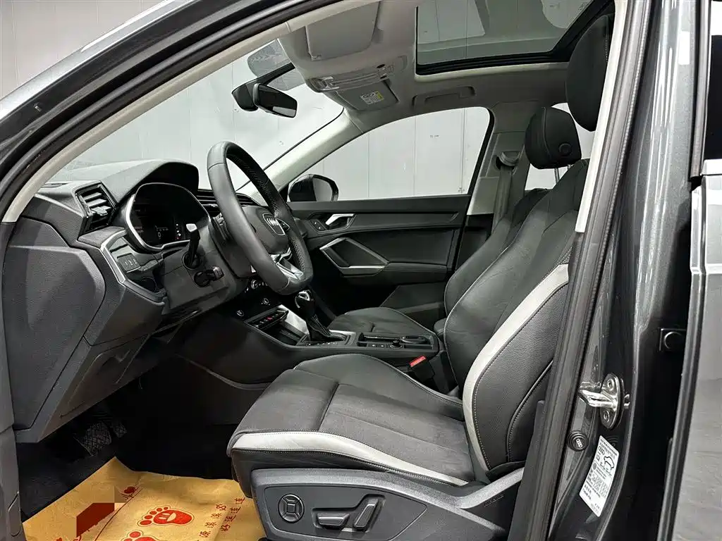 Audi Q3 2022 35 TFSI Fashion Dynamic фото 10
