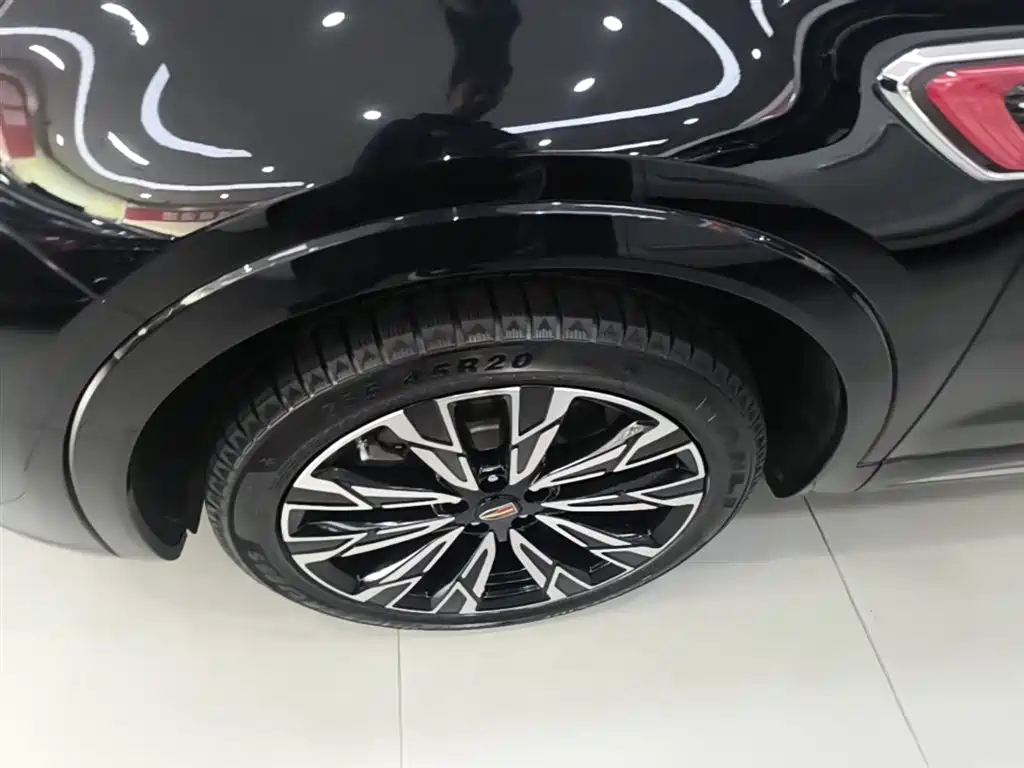 Hongqi HS5 2023 2.0T AWD Flag Enjoy Pro Edition фото 23