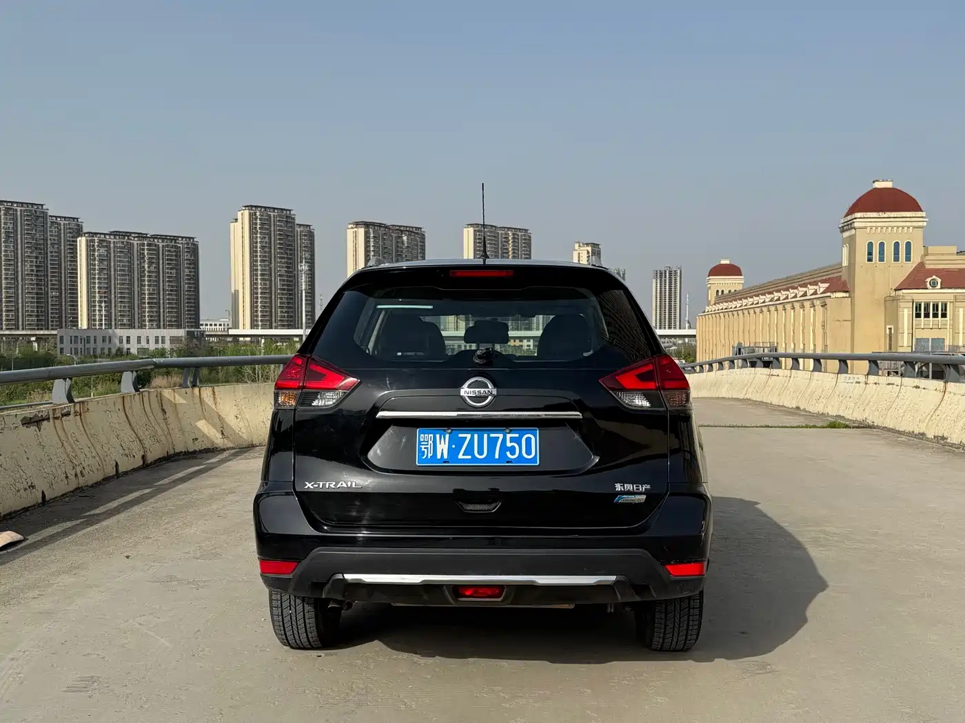 Фото 11 - Nissan X-Trail