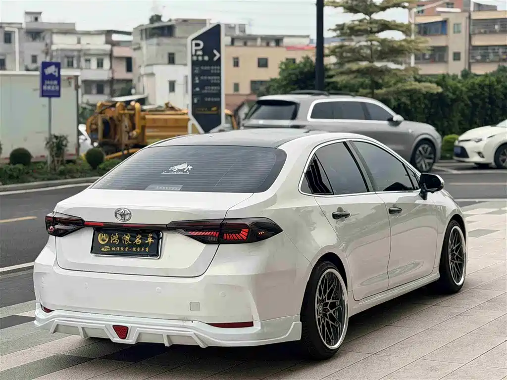 Toyota Corolla 2019 1.2T S-CVT GL-i Elite Edition фото 9