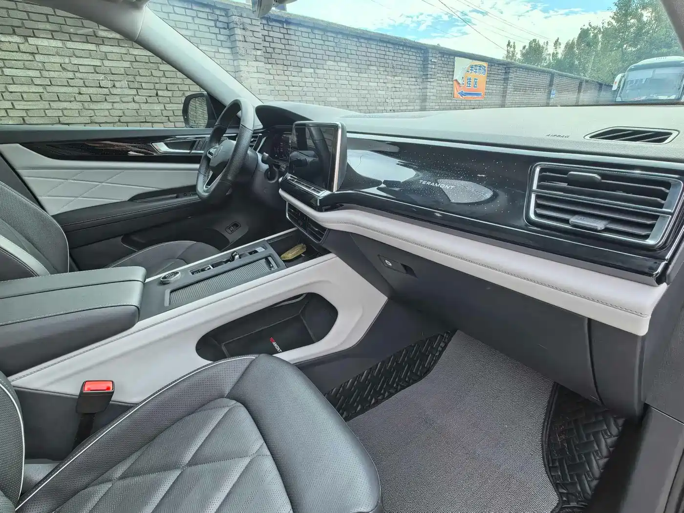 Volkswagen Teramont 2024 380TSI 4WD Prestige Luxury Edition фото 12