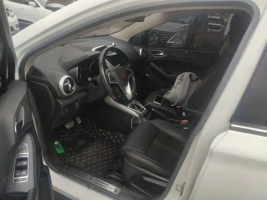 BYD Yuan 2016 1.5L Automatic Luxury фото 15