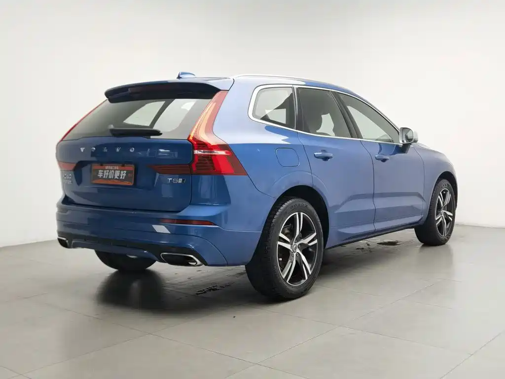 Фото 2 - Volvo XC60