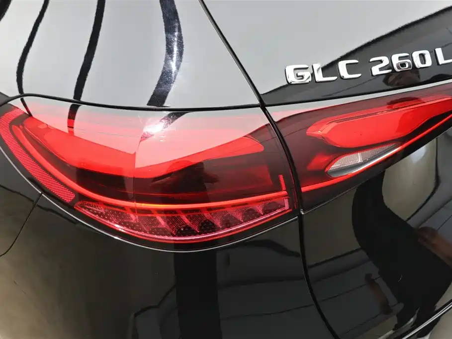 Mercedes-Benz GLC 2023 GLC 260 L 4MATIC Luxury 5-Seater фото 30