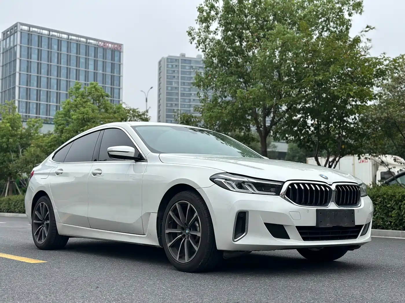 BMW 6 Series GT 2023 2022 Model 630i Luxury Design Package
