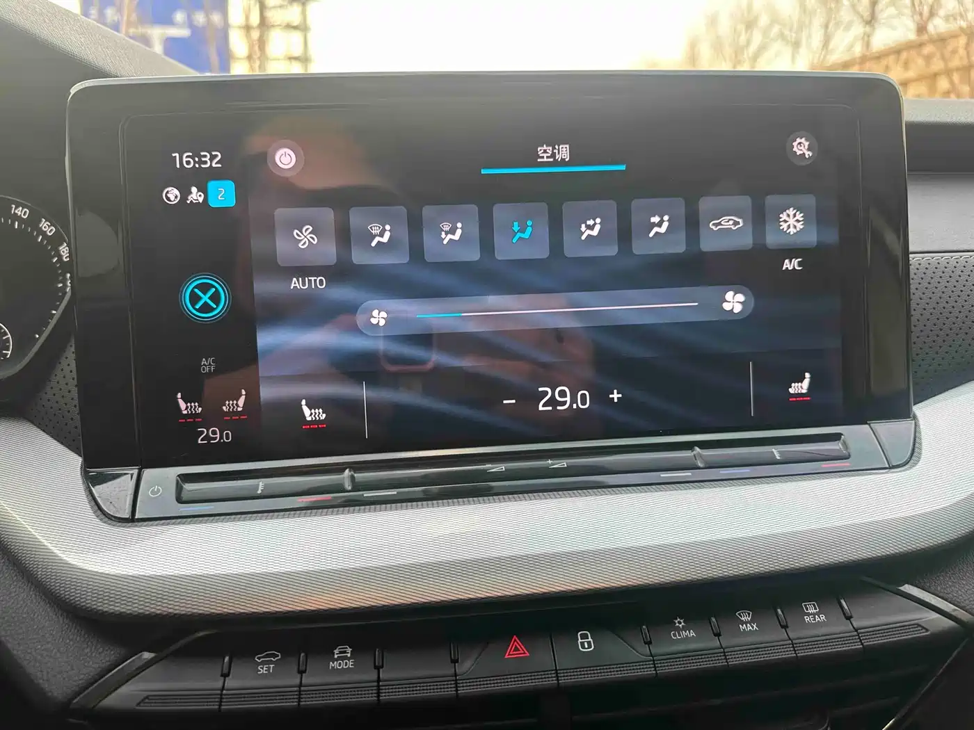 Škoda Octavia 2022 PRO TSI280 Premium Edition фото 16