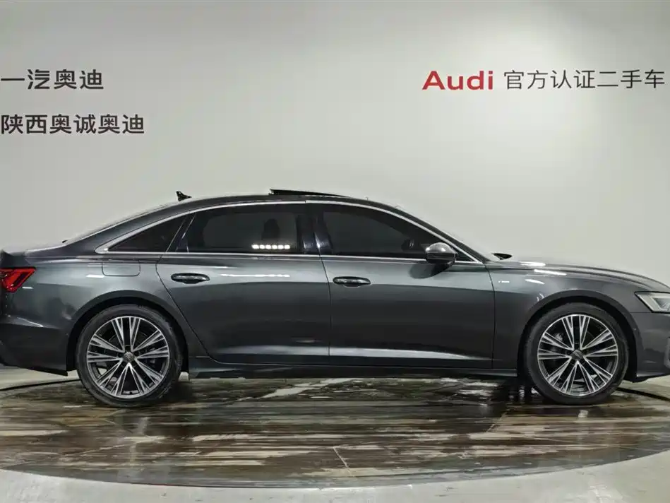Audi A6L 2019 45 TFSI quattro Exclusive Dynamic фото 3