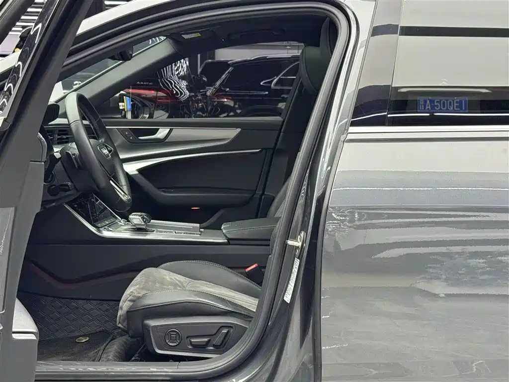 Audi A6L 2021 45 TFSI Exclusive Sport фото 6