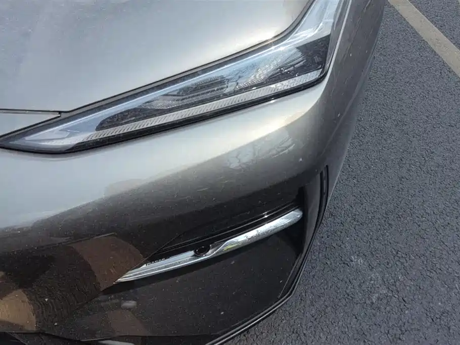 GEELY GALAXY GALAXY E8