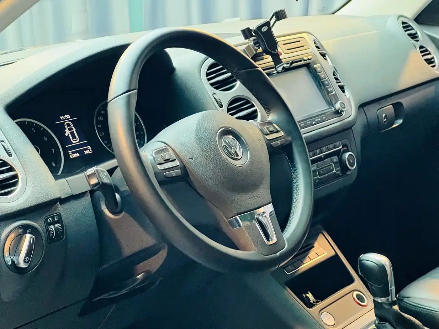 Volkswagen Tiguan 2012 2.0TSI Automatic 4WD Elite Edition фото 15