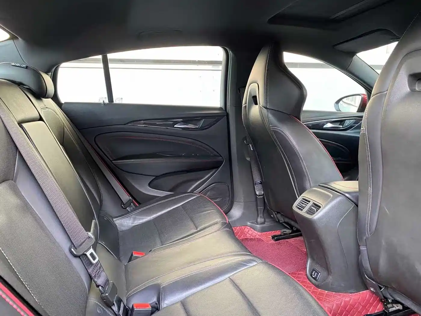 Buick Regal 2017 GS 28T Luxury Type фото 6
