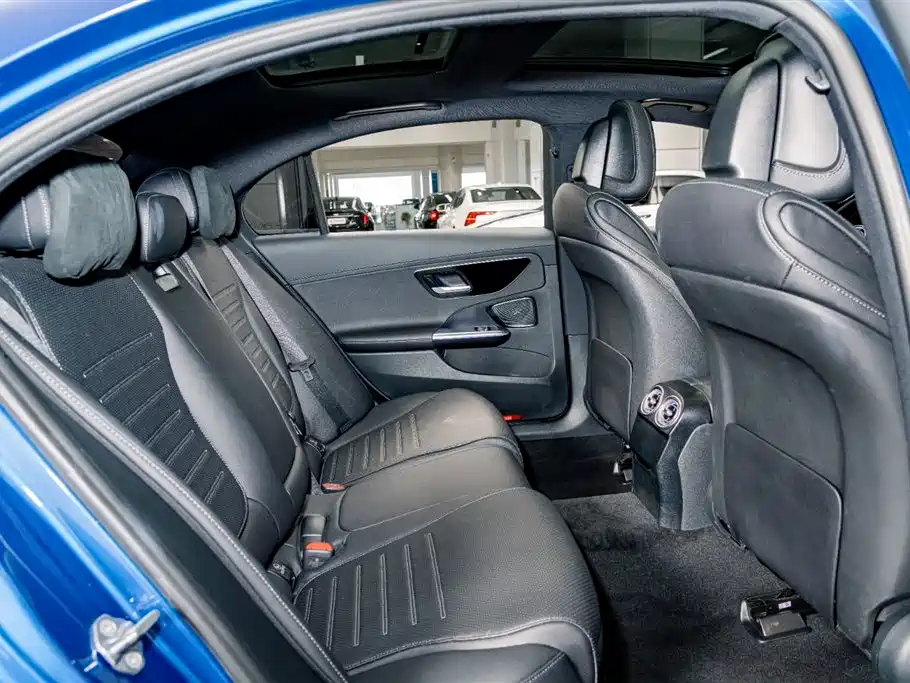 Mercedes-Benz C-Class 2023 Facelift C 260 L Sport Edition фото 17