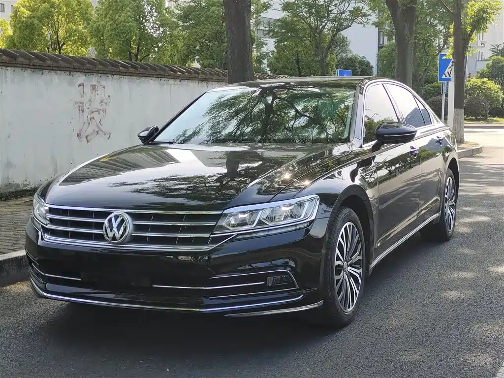 Volkswagen Phideon 2018 Facelift 380TSI FWD Business