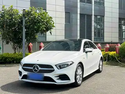 Mercedes-Benz A