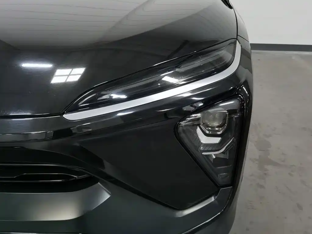Фото 7 - NIO ES6
