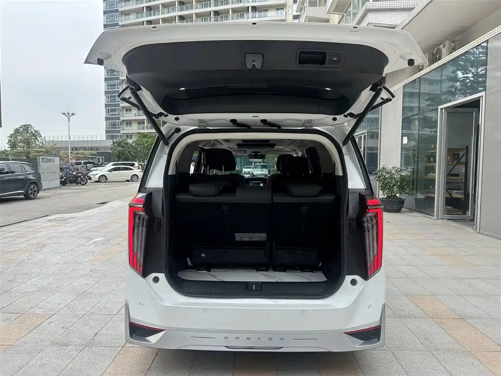 GAC Trumpchi Trumpchi E9 2023 E9 Grandmaster фото 21