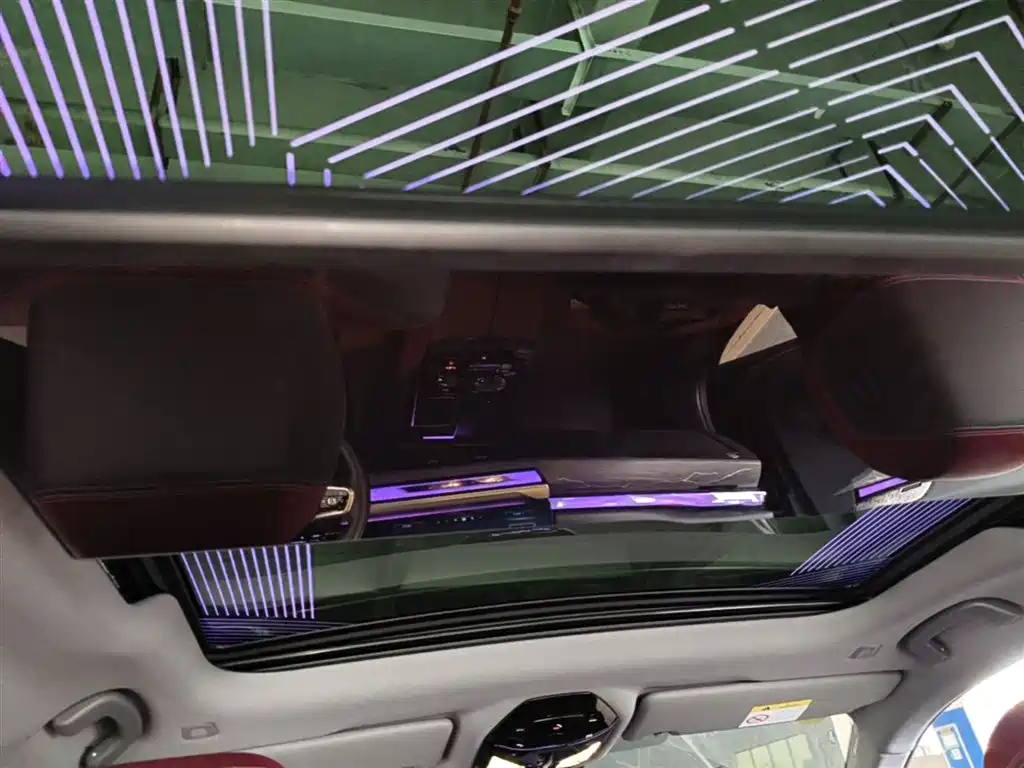 BMW 5 Series 2025 530Li Premium M Sport Package фото 18