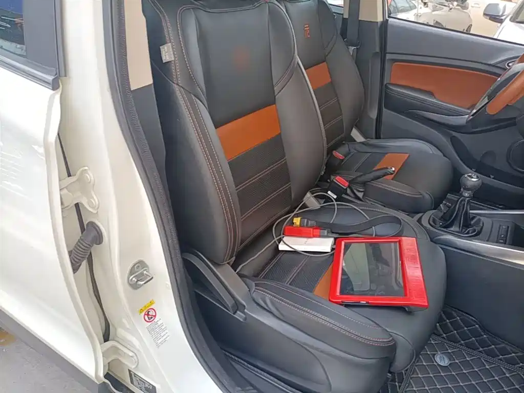 BYD Yuan 2016 1.5L Manual Premium фото 25