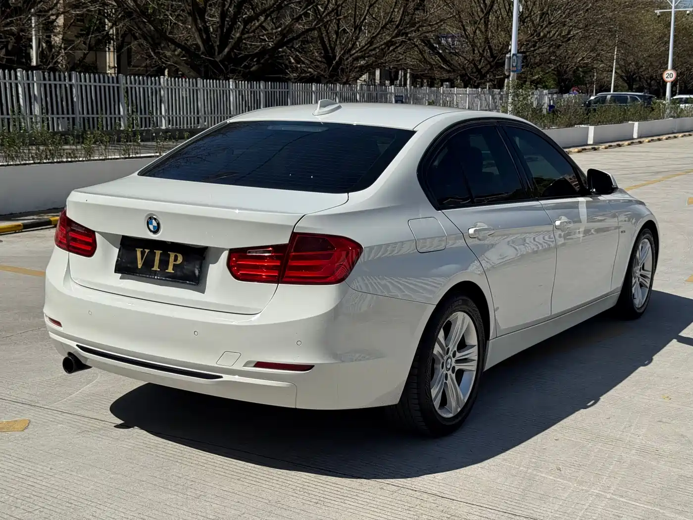 BMW 3 Series 2014 320i Sport Design Package фото 8