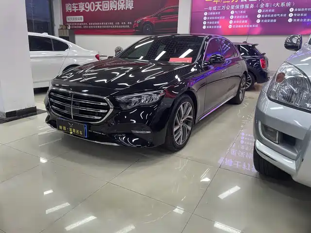 MERCEDES-BENZ E CLASS