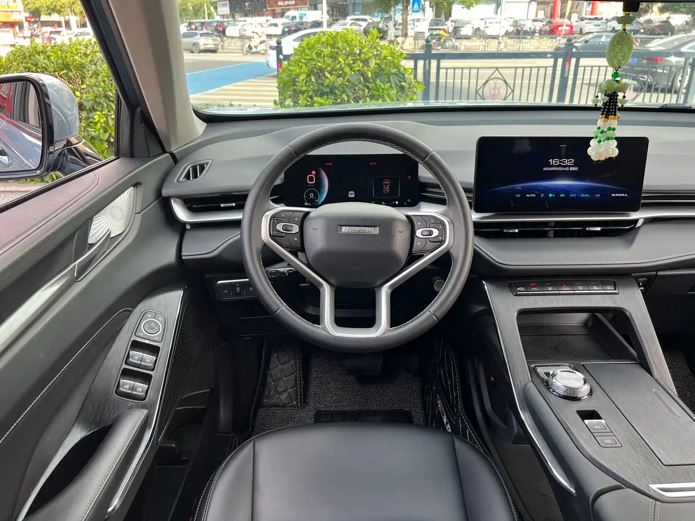 Haval H6 New Energy 2023 DHT-PHEV 110KM Joy Ride Edition фото 11