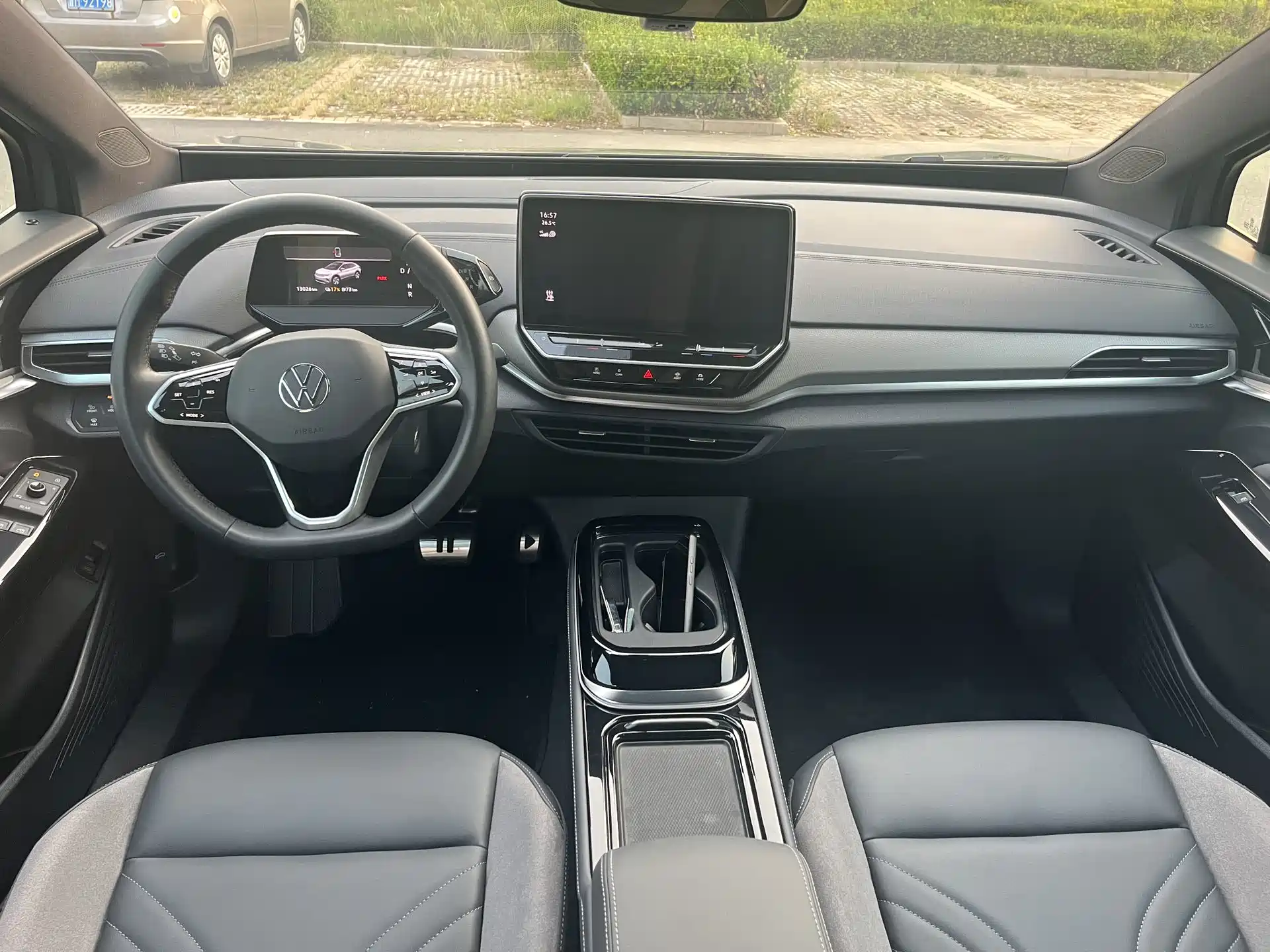 Photo 9 - Volkswagen ID.4 CROZZ