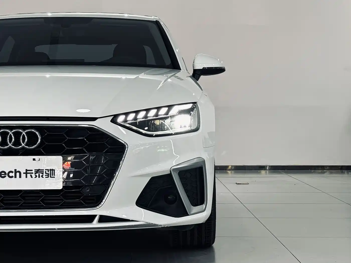 Audi A4L 2020 40 TFSI Fashion Dynamic Edition фото 13