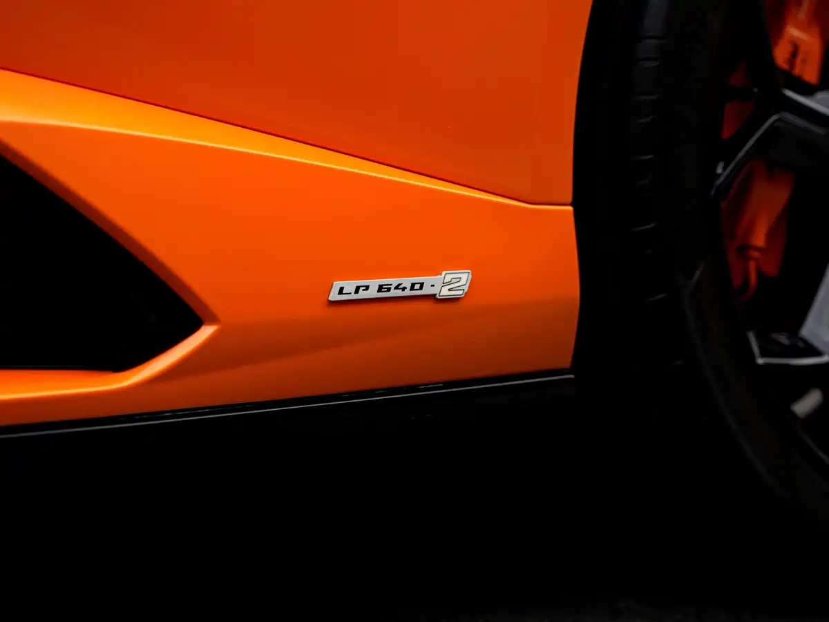 LAMBORGHINI HURACÁN