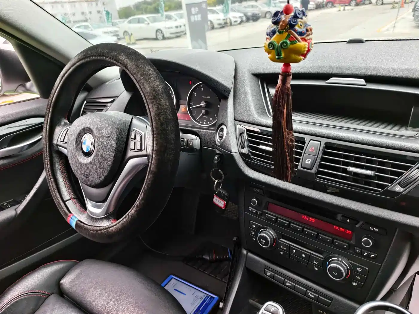 BMW X1 2013 sDrive20i Sport Design Package фото 17