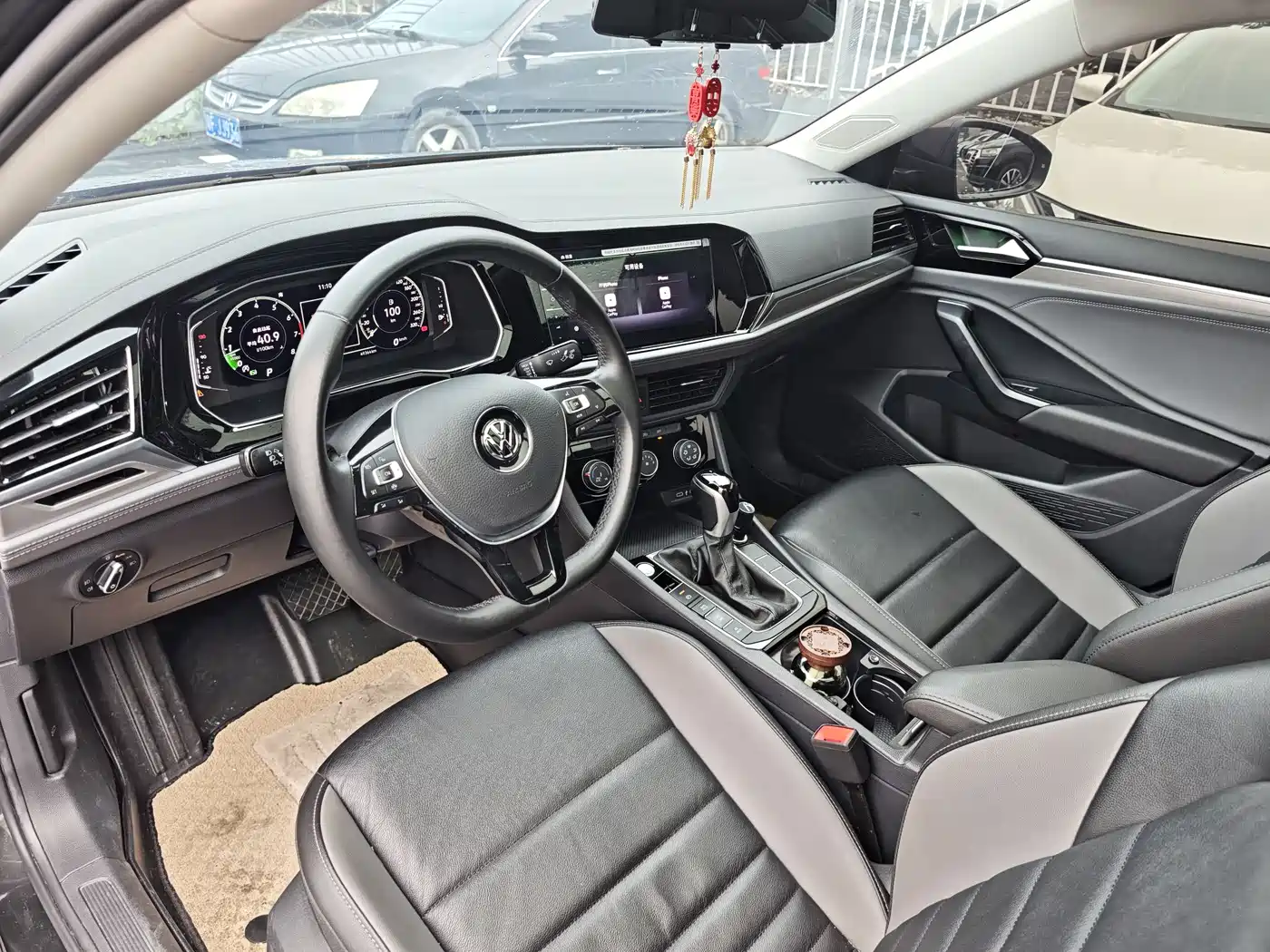 Volkswagen Sagitar 2022 280TSI DSG Surpassing Edition фото 7