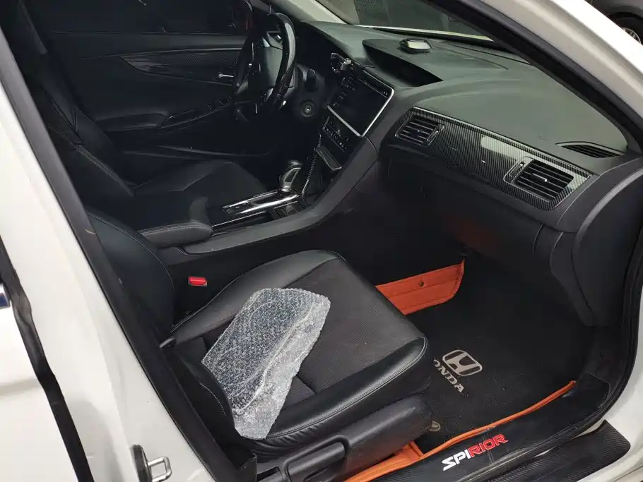Honda Spirior 2017 2015 2.0L Premium Edition