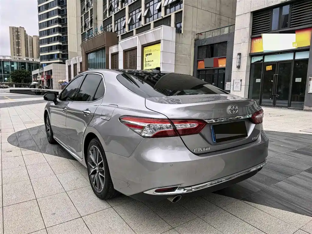Toyota Camry 2021 2.5G Luxury Edition фото 9