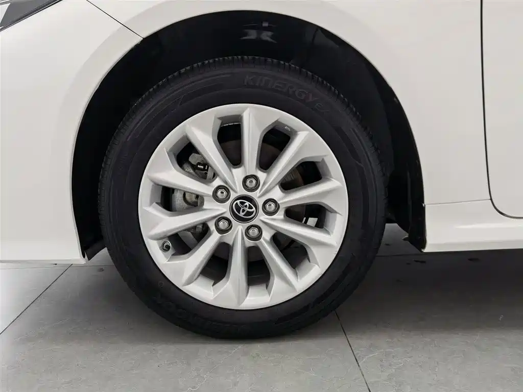 Toyota Corolla 2021 1.2T S-CVT Elite PLUS Edition фото 17