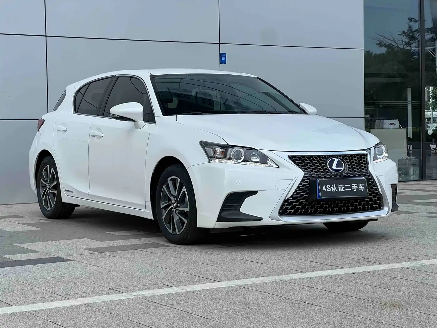 Lexus CT 2018 2017 CT200h Elite Edition Monochrome China V