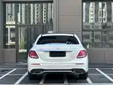 Photo 8 - Mercedes-Benz E-Class