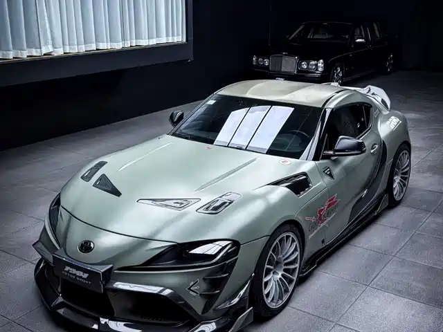 TOYOTA SUPRA