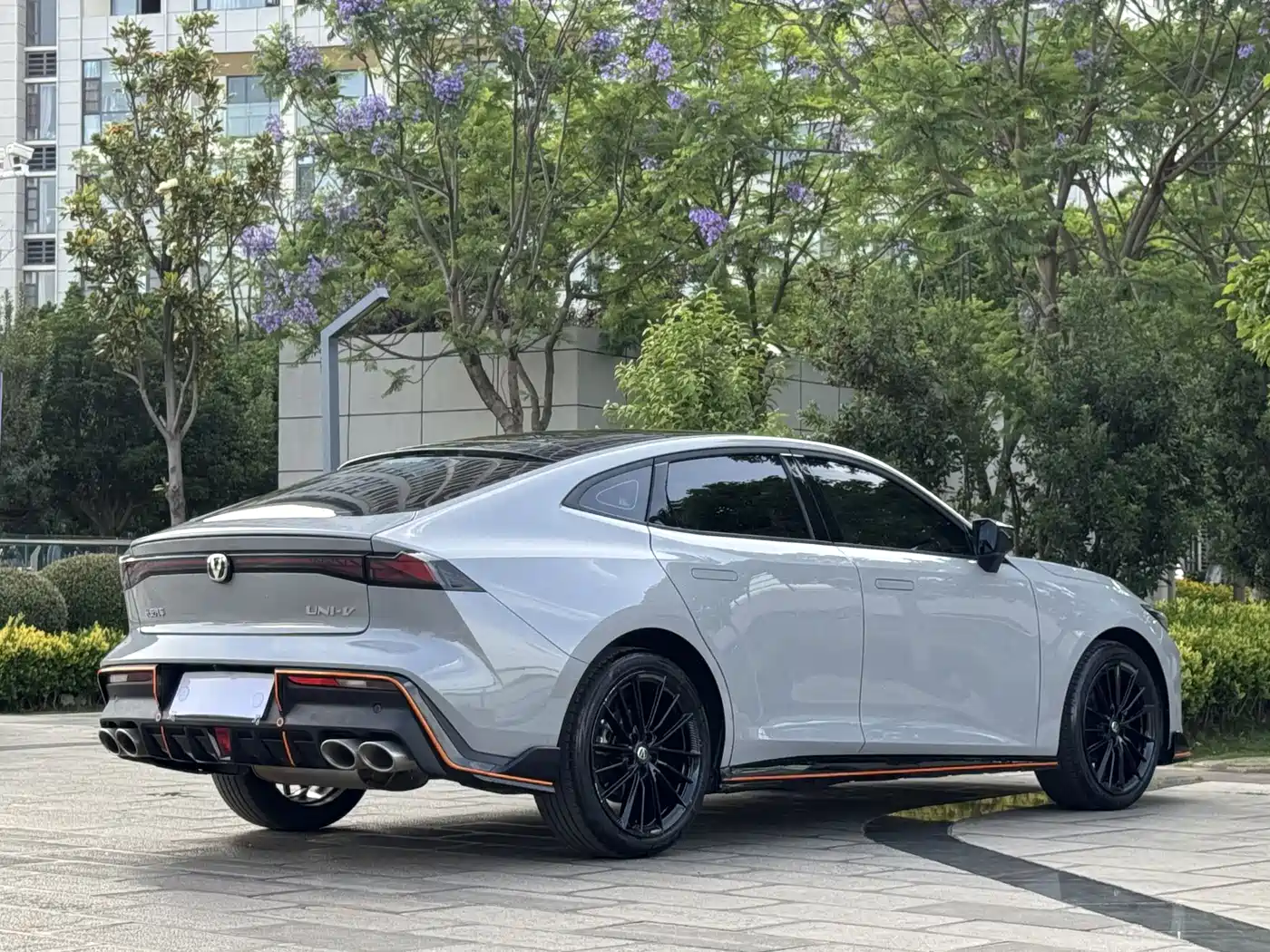 CHANGAN UNI-V