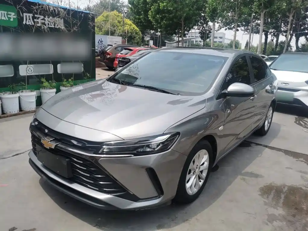 CHEVROLET CRUZE