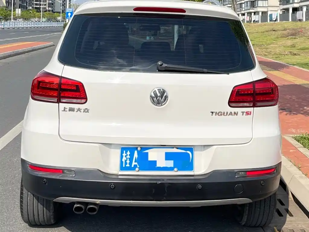 Volkswagen Tiguan 2013 1.8TSI Automatic 2WD Luxury Model фото 5
