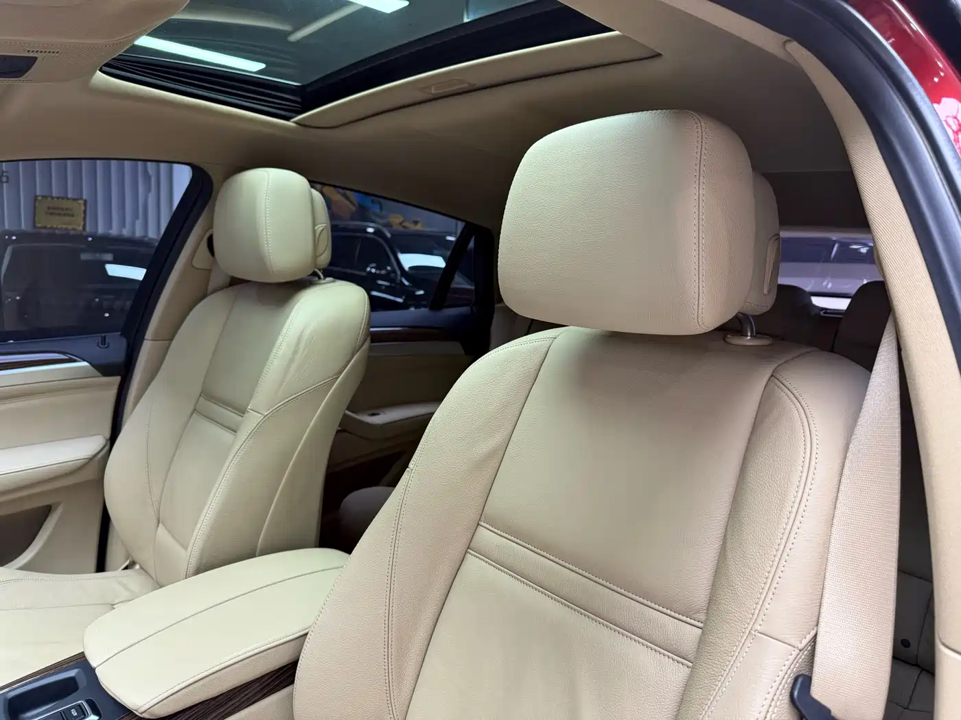 BMW X6 2012 xDrive35i фото 14