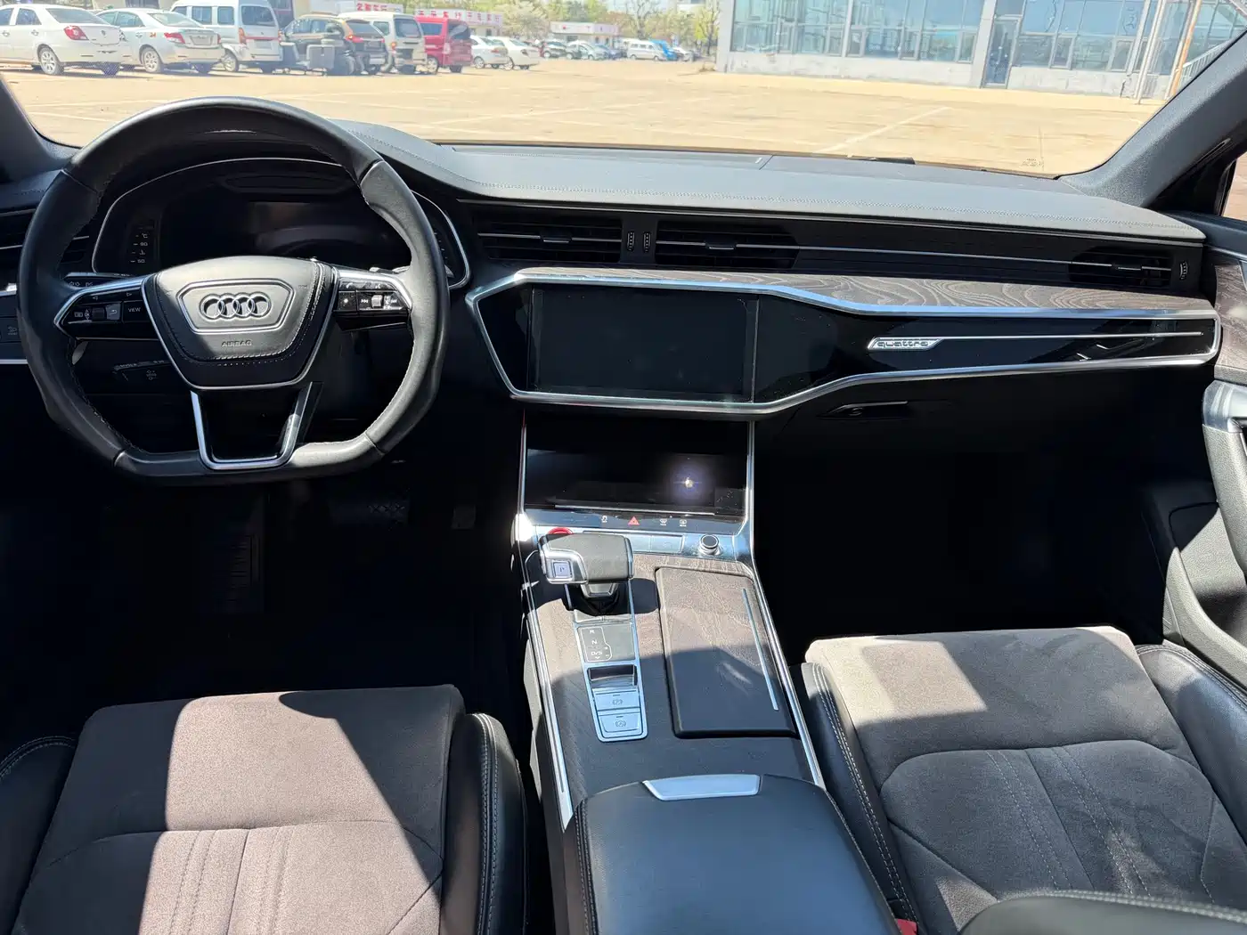 Audi A6L 2023 Facelift 45 TFSI quattro Premium Dynamic фото 8