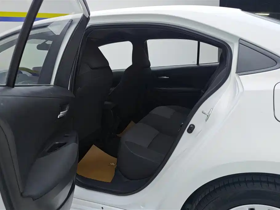 Toyota Levin 2022 TNGA 1.5L CVT Progressive Edition фото 11