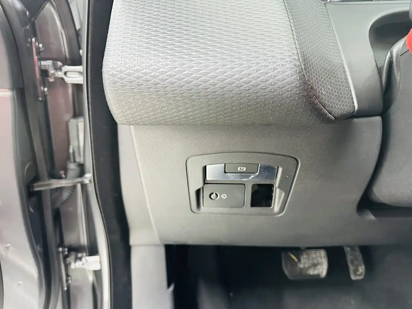Land Rover Range Rover Velar 2018 P250 S фото 15