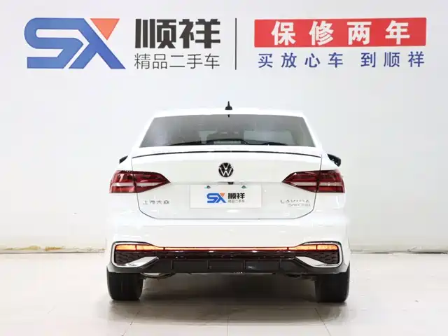 Volkswagen Lavida 2023 200TSI DSG Starlight Comfort Edition — фото 5