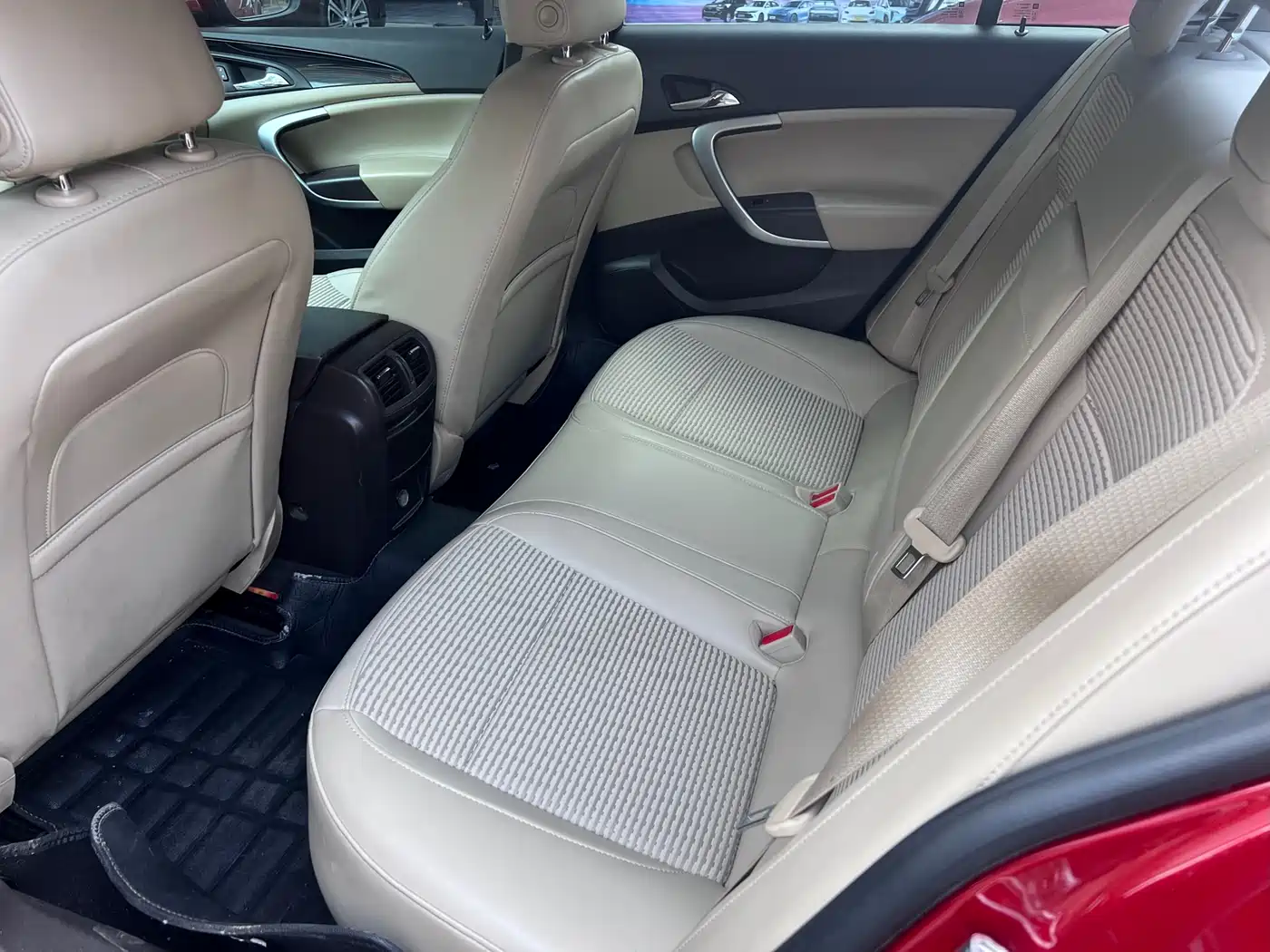 Buick Regal 2015 2.0L Leading Fashion Model фото 8