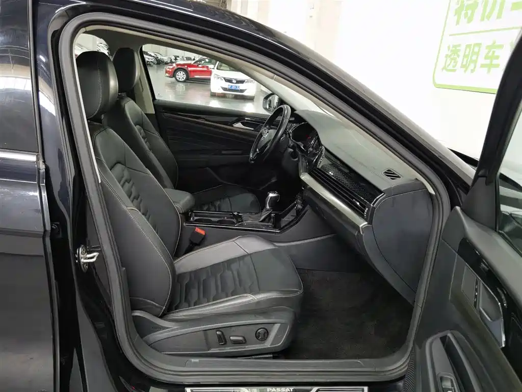Volkswagen Passat 2019 330TSI Elite Version China VI фото 23