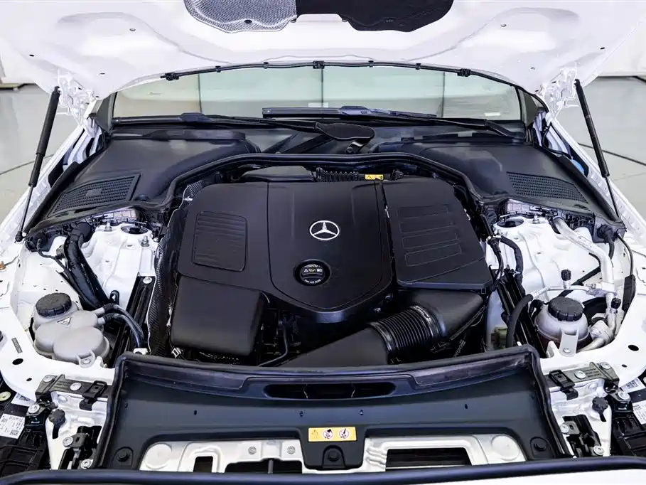 Mercedes-Benz C-Class 2023 C 260 L Sport фото 8
