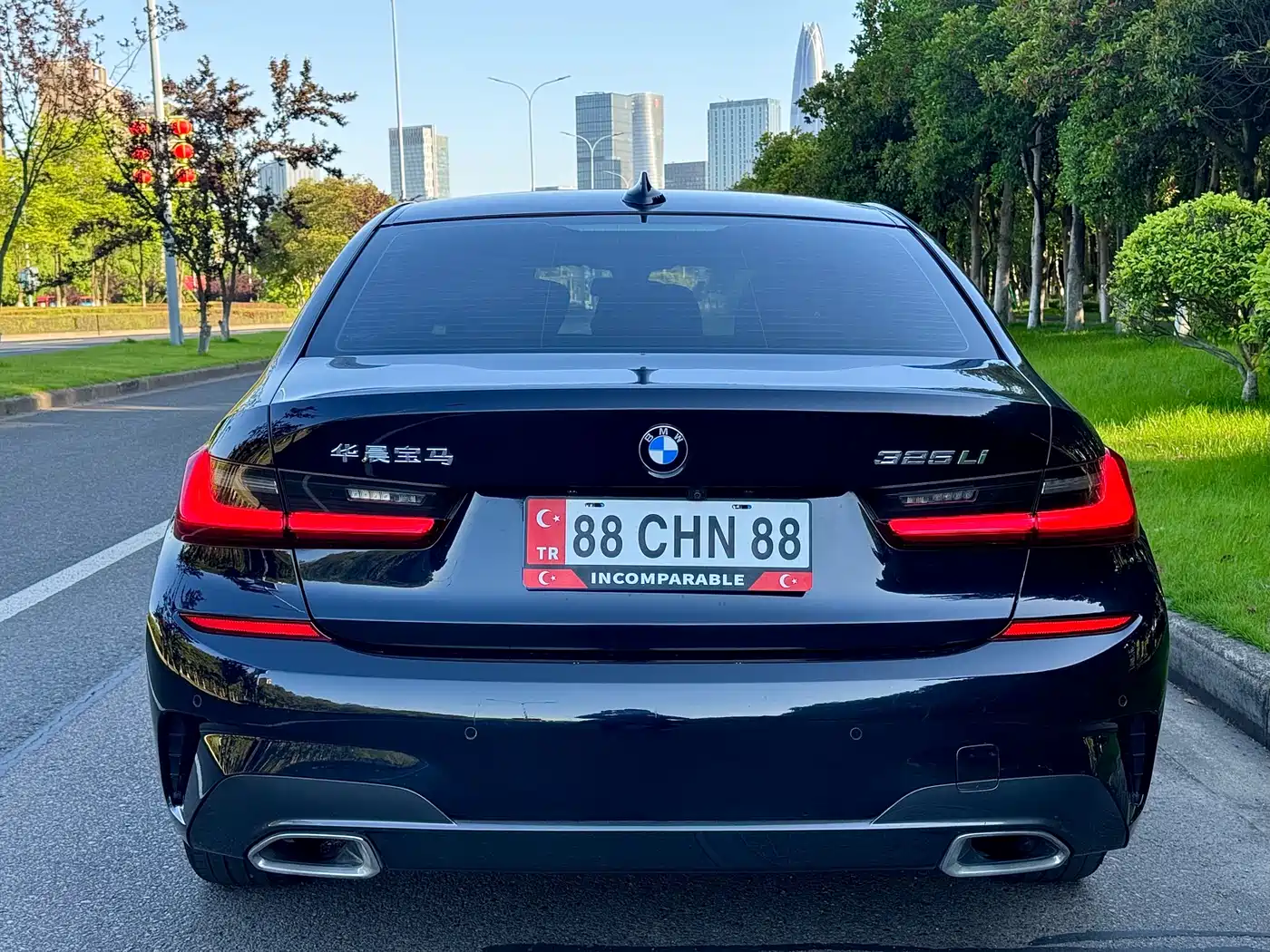 BMW 3 Series 2020 325Li M Sport Package фото 11