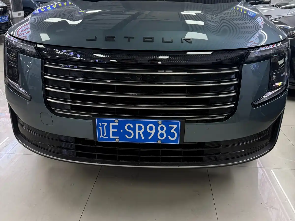Jetour X70L 2025 2025 2.0T Automatic Flagship 7-Seater